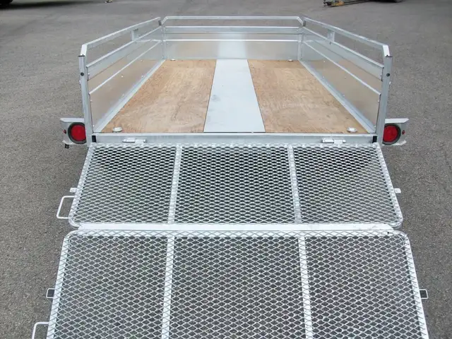 2025 K-Trail 66in. X 123in. 2 ESSIEUX PANEAU OUVRANTET RAMPE VTT in Cargo & Utility Trailers in Laval / North Shore - Image 10