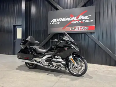2019 Honda GL1800D GOLDWING 1800 2019 SEULEMENT 53294 KILOMÈTRES ! VERSION À BOITE DE VITESSE ``DTC`...
