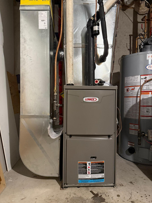 Air Conditioner Air Conditioner air Conditioner air Conditioner in Heaters, Humidifiers & Dehumidifiers in Kitchener / Waterloo - Image 4