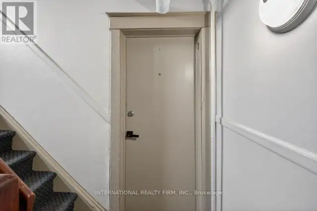 2 - 109 BALSAM AVENUE S Hamilton (Stipley), Ontario in Long Term Rentals in Hamilton - Image 6