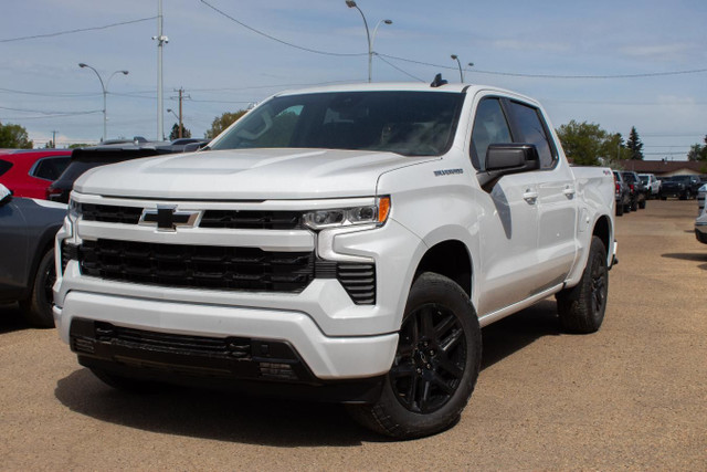 2025 Chevrolet Silverado 1500 Crew RST 4WD in Cars & Trucks in Edmonton - Image 2