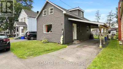 Charming home on a quiet cul-de-sac in center town, close to all conveniences. Recent upgrades inclu...