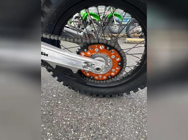 2025 KTM 300 XC-W CHAMPION EDITION - RED BULL FEW LEFT! in Dirt Bikes & Motocross in Edmonton - Image 9