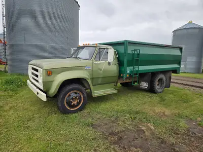 This item(s) are selling by Online Timed Auction Estate of Dennis and Murray Pipke Bidding Opens: 9...