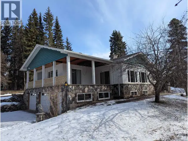 4620 MANTON ROAD Smithers, British Columbia in Houses for Sale in Smithers - Image 4