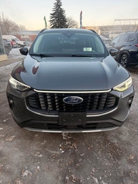 **CARS TRUCKS SUV 4X4 VAN AWD EDMONTON FINANCING AVAILABLE EASY FINANCING ** 2023 FORD ESCAPE PHEV P... (image 6)