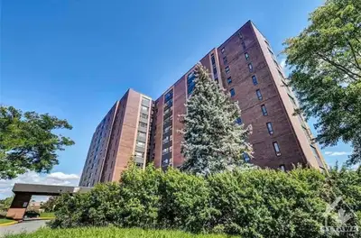 1356 MEADOWLANDS DRIVE Immaculate two bedroom one bath condo with new floor for July first or August...