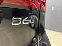 Experience the luxury and performance of the 2024 Volvo V90 Cross Country B6 AWD Plus in stunning Bl... (image 8)