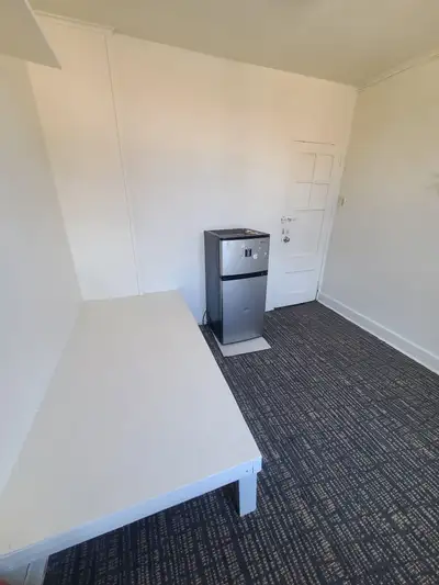 One room Available in downtown Halifax Rooming house- $600.00