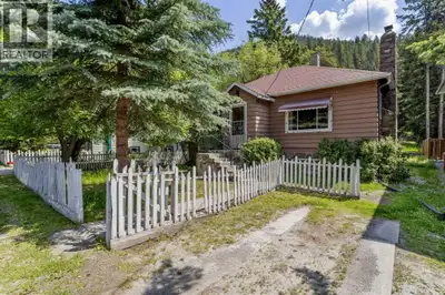 Excellent Development Potential on Large Lot!! This is a character home, centrally located in the RT...