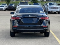 HEATED FRONT SEATS, LANE DEPARTURE WARNING, REAR COLLISION MITIGATION, CRUISE CONTROL, BLIND SPOT MO... (image 4)