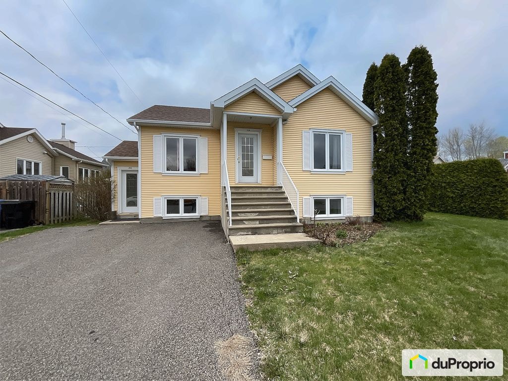 $600,000 - Duplex for sale in McMasterville — photo 1