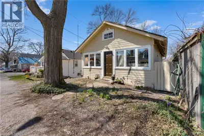 Welcome to Crystal Beach living, just a short 9-minute walk to the sandy shores of Bay Beach. Start...