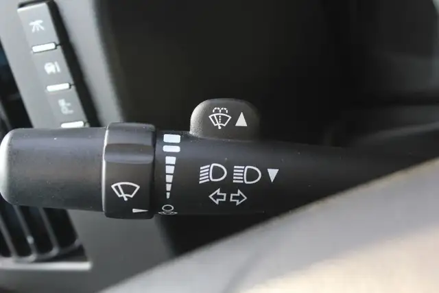 2023 GMC Savana Cargo Base in Cars & Trucks in Comox / Courtenay / Cumberland - Image 33