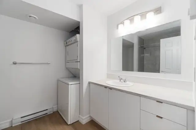 TWO BEDROOM APARTMENT AVAILABLE IN THE HEART OF DARTMOUTH in Long Term Rentals in Dartmouth - Image 15
