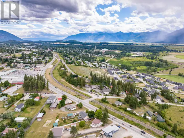 712 VALLEYVIEW Drive Creston, British Columbia in Land for Sale in Nelson - Image 6