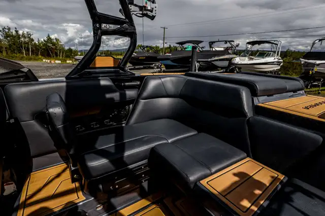2024 Moomba MONDO in Powerboats & Motorboats in Rimouski / Bas-St-Laurent - Image 25