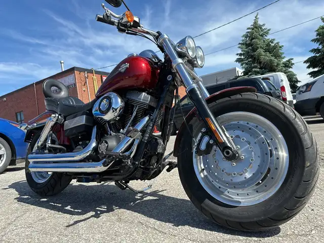 2009 Harley-Davidson Fat Bob ~ FAT BOB ~ 96CU ~ V&H EXHAUST ~ LO in Street, Cruisers & Choppers in City of Toronto - Image 30