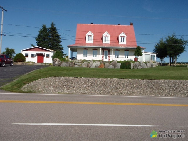 $425,000 - 1 1/2 Storey for sale in Lac-Bouchette — photo 1