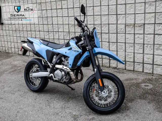 2025 Suzuki DR-Z400SM in Street, Cruisers & Choppers in Markham / York Region - Image 3