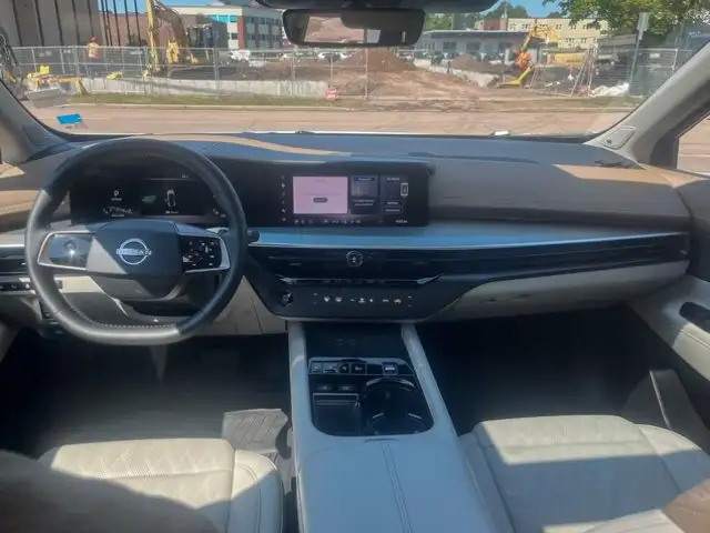 2025 Nissan Murano Platinum in Cars & Trucks in Moncton - Image 18