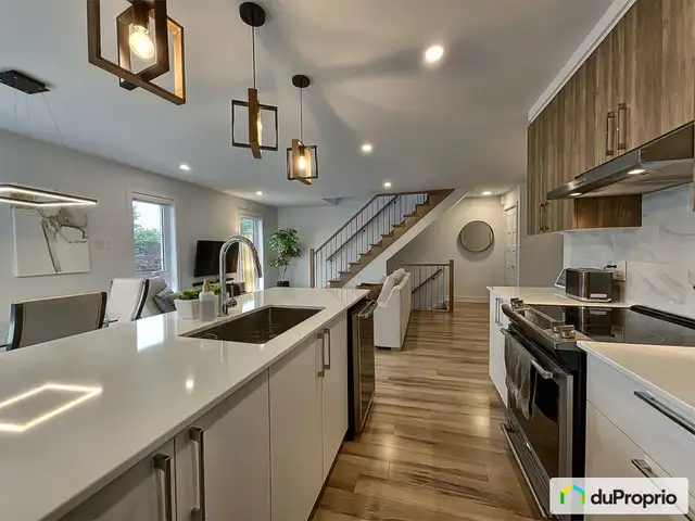 $533,000 - Condominium for sale in Laval-des-Rapides in Condos for Sale in Laval / North Shore - Image 3