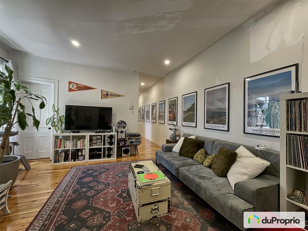 $1,000,000 - Duplex for sale in St-Lambert — photo 2