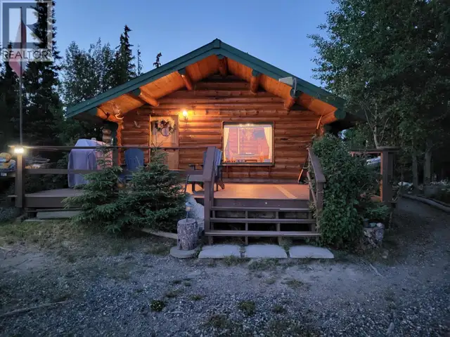 Cabin 4 Hatheume Lake Road Peachland, British Columbia in Houses for Sale in Penticton - Image 6