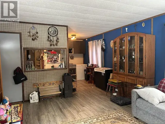 208 380 Martindale Rd Parksville, British Columbia in Houses for Sale in Parksville / Qualicum Beach - Image 3