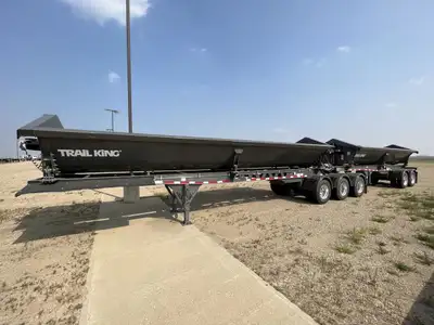 LEAD TRAILER 42' 9" length 102" width 31' tub length 11R22.5 tires and aluminum rims Electric mesh t...