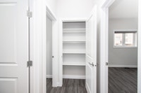 Houses Rental Properties for Rent in Osborne Village Welcome to 118 Lewis Street, where you'll find... (image 8)