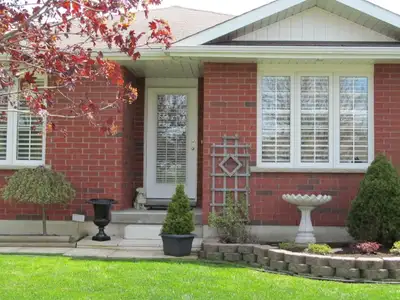 919 St. George Street, Port Dover, Ontario (outside of Milton). LOCATION! LOCATION! BRIGHT, OPEN CON...