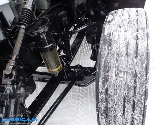 2019 Peterbilt 579 in Heavy Equipment in Longueuil / South Shore - Image 40