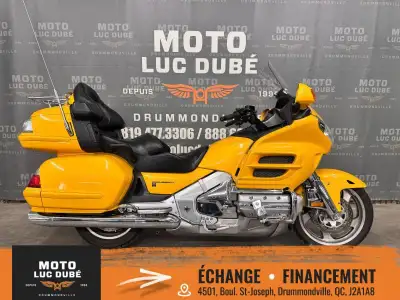 Honda GL1800 Goldwing 2010 73 100 MI OU 117 643 KM CRUISE CONTROL RECULONS PHARES-AUXILAIRIES PORTE-...