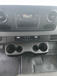 Blue exterior with a sleek black interior. This vehicle has 120,218 km and comes with a 6-month bump... (image 8)