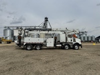 CAT C15 / Allison! Tandem Steer 2007 Western Star 4900 with Terex AH100 Barehand Bucket Truck KMS: 2... (image 3)