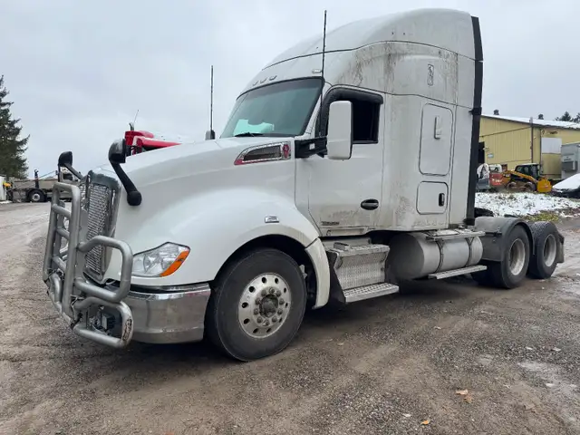 2020 Kenworth T680 Heavy Spec in Heavy Trucks in Hamilton - Image 2