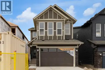 FIRST TIME BUYERS may qualify for the new GST REBATE PROGRAM. Nestled in the vibrant NE community of...