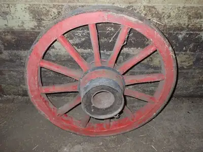 Antique Wheelbarrow -Antique Wooden Wheelbarrow with Steel Wheel -Lovely Condition For sale by onlin...