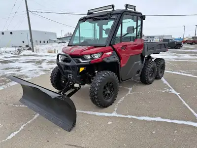 APPLY NOW: https://www.ridecollective.ca/get-pre-approved 2024 CAN-AM DEFENDER 6X6 • Rotax engine de...