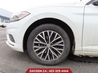 The 2021 Volkswagen Jetta Highline Auto combines sophisticated design, advanced technology, and effi... (image 6)