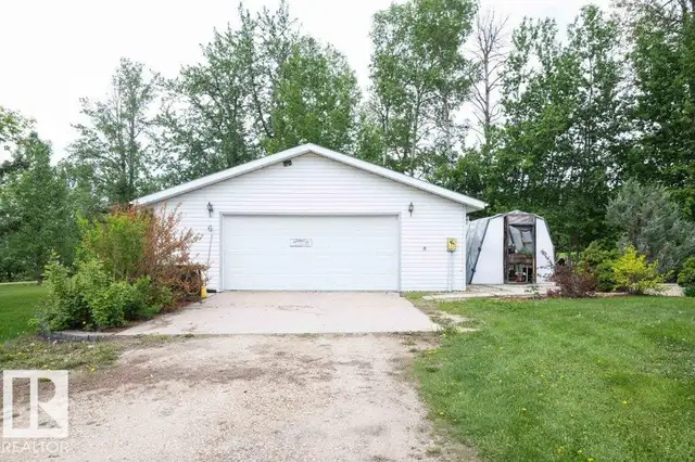 4903A 47 AV Rural Westlock County, Alberta in Houses for Sale in Edmonton - Image 7
