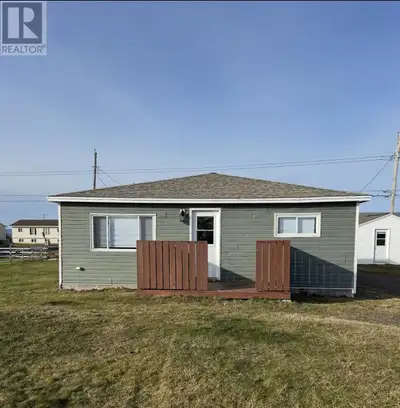 Welcome to this charming 3 bedroom bungalow located on 52 Fifth Street, on Beautiful Bell Island. Th...