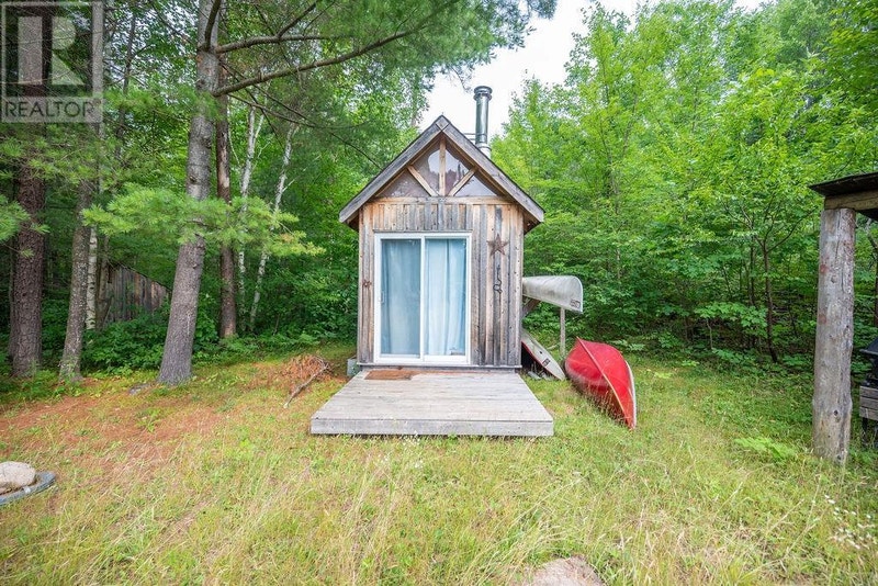 21 HILTS LANE Round Lake Centre, Ontario Houses for Sale Petawawa