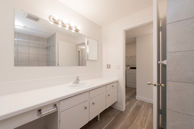 Bowness Apartment For Rent | Bowness 4347 Apartments in Long Term Rentals in Calgary - Image 3