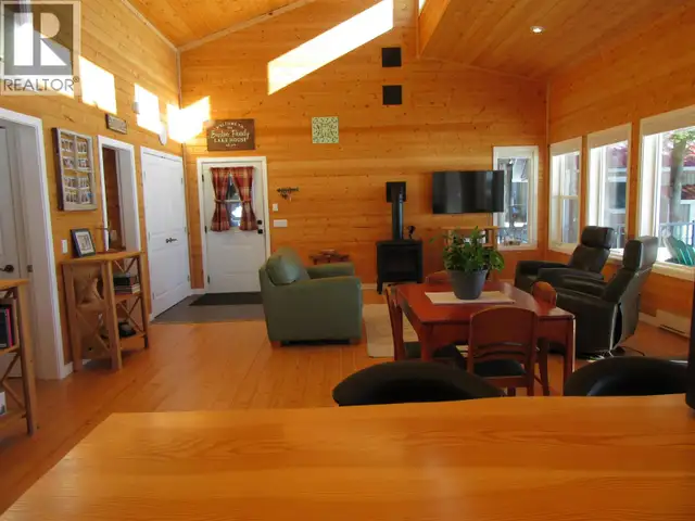 7634 BURGESS ROAD Deka Lake / Sulphurous / Hathaway Lakes, Briti in Houses for Sale in 100 Mile House - Image 30