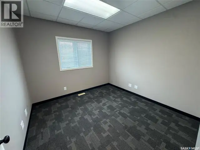 102 Sims AVENUE Weyburn, Saskatchewan in Commercial & Office Space for Sale in Regina - Image 19