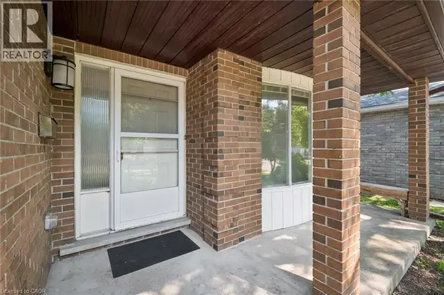 167 WESTVALE Drive Waterloo, Ontario in Houses for Sale in Kitchener / Waterloo - Image 5