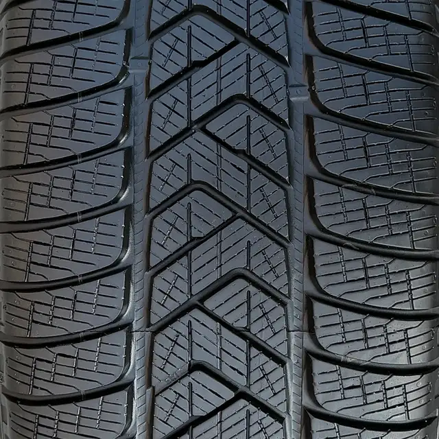 (97%) 4x GLC 43 AMG 19" OEM RunFlat Winter Wheels Package in Tires & Rims in City of Toronto - Image 11