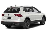 Experience the 2024 Volkswagen Tiguan Comfortline, a sophisticated SUV that defines both elegance an... (image 1)